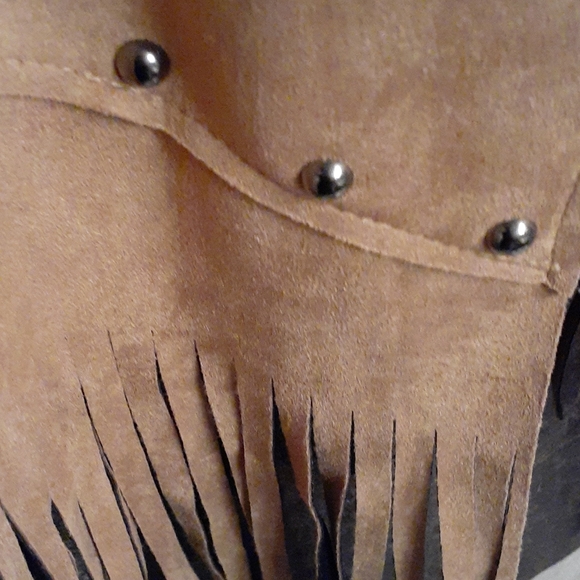 GORGEOUS caramel colored and black fringed jacket - Picture 2 of 11